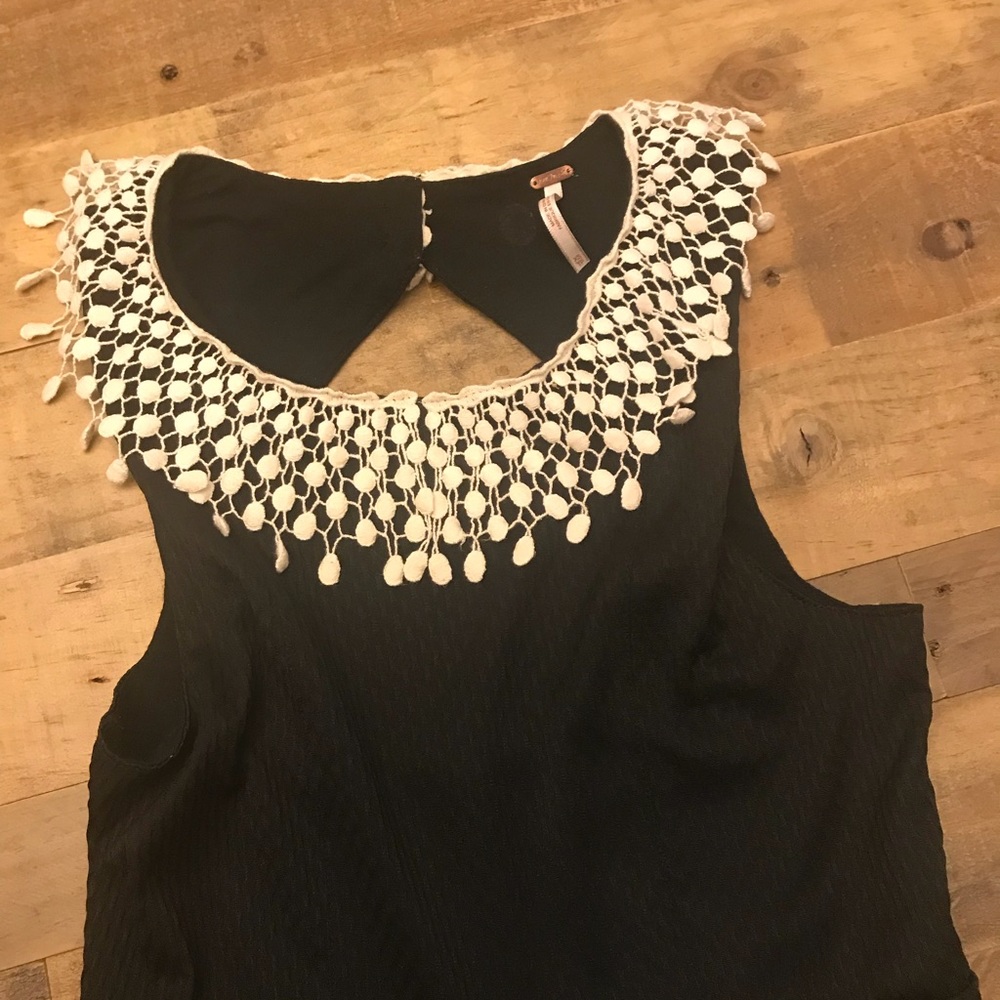 Free People Crochet Collar Dress XS FREE SHIP - Picture 4 of 7